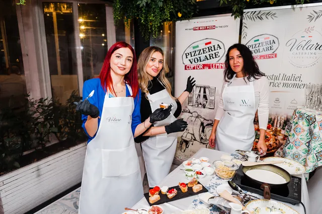 Participante la atelierul de gătit Italian Cooking Experience, Volare Natura, 12 octombrie 2026 (foto 10)
