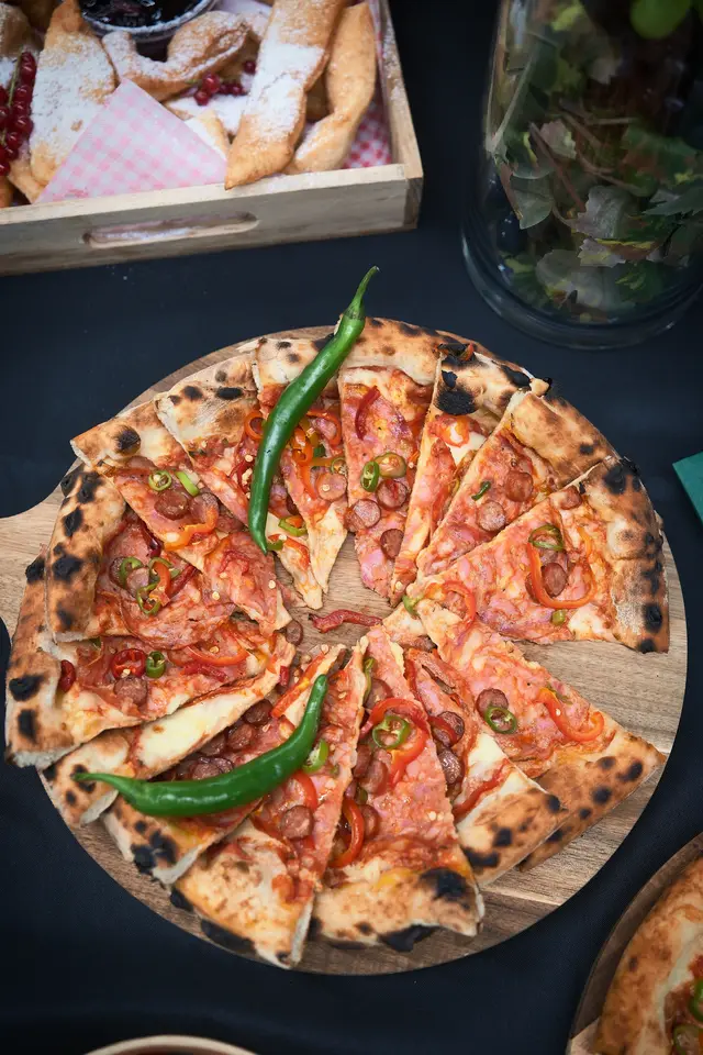 Brunch cu pizza Volare